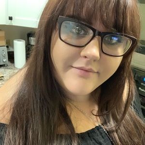 Meet your Posher, Haleigh